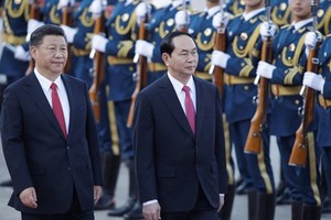 Chủ tịch Trung Quốc Tập Cận Bình đón Chủ tịch Trần Đại Quang tại Bắc Kinh. Ảnh:Reuters