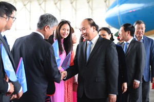 Thủ tướng Nguyễn Xuân Phúc tới New York, bắt đầu chuyến thăm Hoa Kỳ