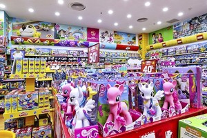 Các chuỗi cửa hàng phân phối đang đẩy mạnh mở rộng hệ thống nhằm gia tăng thị phần.