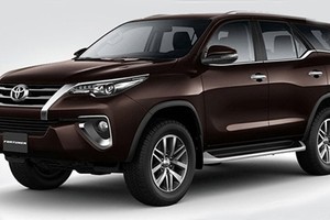 Fortuner phiên bản nâng cấp ở Thái Lan.