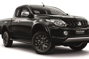 Mitsubishi Triton 2017 bản giới hạn.