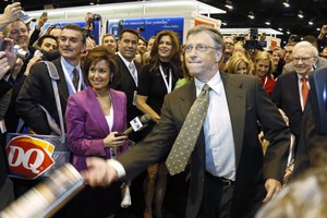 Một ngày bình thường của người giàu nhất hành tinh