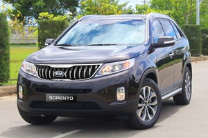 Sorento giảm giá xuống dưới 800 triệu.