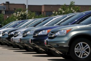 Doanh nghiệp muốn nhập khẩu ôtô phải đáp ứng nhiều điều kiện kinh doanh khắt khe.