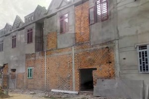 Ảnh chụp màn hình nhà 3 chung tại Hóc Môn được một đơn vị chào bán qua một video đăng trên youtube.