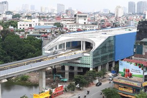 Từ tháng 6/2017 đến cuối tháng 12/2017, không ghi nhận tiến triển đáng kể nào trong xây dựng tuyến Cát Linh - Hà Đông