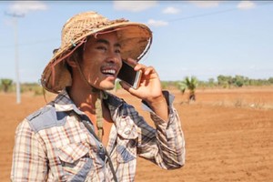 Tương lai Mytel từ câu chuyện của dancer xinh đẹp người Myanmar