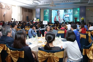 Lễ mở bán khu phức hợp cao cấp Golden King thu hút hơn 200 khách hàng tham dự. Trong ảnh: Một góc khán phòng trong chương trình mở bán.