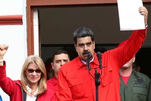 Tổng thống Venezuela - Nicolas Maduro và vợ. Ảnh:Reuters