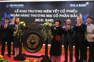 Cổ phiếu BAC A BANK (BAB) tăng kịch trần trong ngày chào sàn HNX
