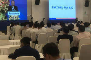 Ông Dương Công Minh: "LienVietPostBank là con gái đã cho đi lấy chồng, Sacombank là con dâu mới lấy về nên quý hơn"