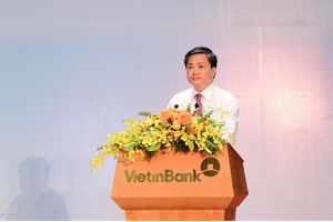 Ông Lê Đức Thọ, Ủy viên Trung ương Đảng, Bí thư Đảng ủy, Chủ tịch HĐQT VietinBank phát biểu tại Hội nghị.