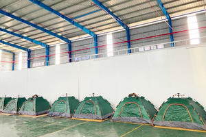 Nhiều doanh nghiệp gặp lúng túng với mô hình 3 tại chỗ. Ảnh Lê Toàn