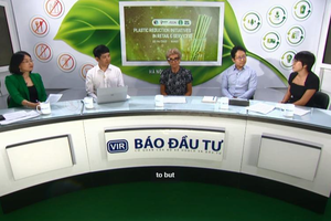 Các diễn giả chia sẻ tại Talkshow "Sáng kiến giảm nhựa trong ngành bán lẻ và dịch vụ" do Báo Đầu tư tổ chức chiều ngày 22/6.