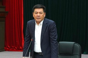 Bộ trưởng Nguyễn Hồng Diên chỉ đạo không để đứt gãy nguồn cung than cho sản xuất điện, phân bón trong mọi tình huống.