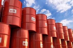 Giá dầu thế giới có xu hướng giảm do những bất ổn trong thời gian gần đây