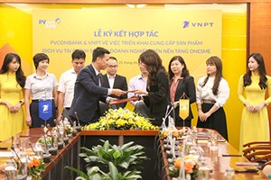 Ngay sau khi ký kết hợp tác, PVcomBank dành tặng ưu đãi 500.000 đồng cho 100 doanh nghiệp đầu tiên mở tài khoản thanh toán trên oneSME.