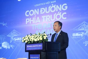 Logistics Việt Nam: Con đường không trải hoa hồng nhưng vẫn đầy triển vọng 