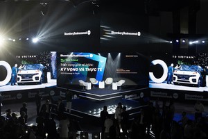 Tasco Auto và Lynk & Co hỗ trợ tổ chức Bloomberg Businessweek The Year Ahead 2024