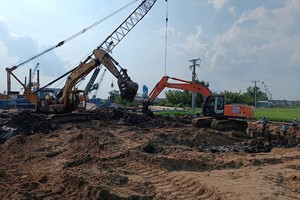 Thi công trên tuyến cao tốc Cần Thơ - Cà Mau