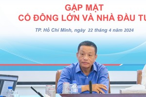 Ông Đoàn Văn Nhuộm, Tổng Giám đốc PVOIL giải đáp các nội dung cổ đông, nhà đầu tư quan tâm