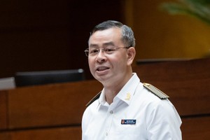 Tổng Kiểm toán Nhà nước Ngô Văn Tuấn lần đầu tiên đăng đàn trả lời chất vấn tại nghị trường Quốc hội - Ảnh Duy Linh