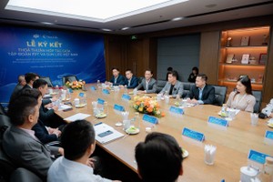 Tập đoàn FPT bắt tay Sun Life Việt Nam hợp tác chuyển đổi số nhằm nâng tầm trải nghiệm khách hàng