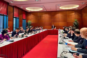 Bộ trưởng Bộ Tài chính Nguyễn Văn Thắng làm Tổ trưởng Tổ thảo luận số 7 - Ảnh: VGP/Phương Liên