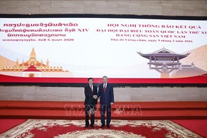 [Ảnh] Hội nghị thông báo kết quả Đại hội Đảng XIV của Việt Nam tại Lào