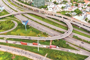 VN-Index cần thêm thời gian tích lũy, nhóm xây dựng hạ tầng kỳ vọng tăng tốc trong nửa cuối năm