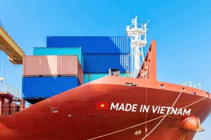 KIS Research: Thâm hụt thương mại thu hẹp mạnh, kinh tế tháng 8 giữ đà tăng trưởng