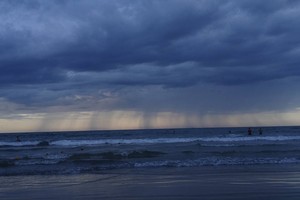 NOAA dự báo xác suất hơn 81% El Niño duy trì ở mức “rất mạnh” đến tháng 1/2027. Ảnh: Ngọc Lan