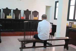 Siêu lừa người Hàn Quốc cướp tiền chủ nhà