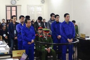 Các bị cáo tại tòa