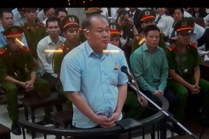 Phạm Công Danh: “Bà Sáu Phấn động viên tôi vay 500 tỷ đồng”