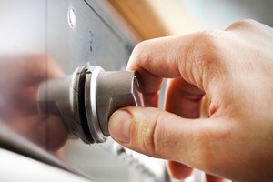 Giả nhân viên bảo hiểm gas, trộm tiền tỷ của gia chủ