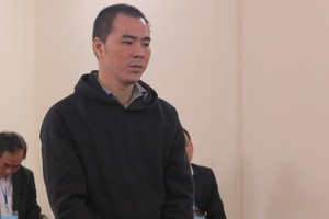 Bị cáo Dũng tại tòa.