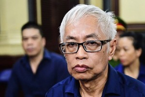 Ông Bình tại phiên tòa năm 2019. Ảnh Zing.vn