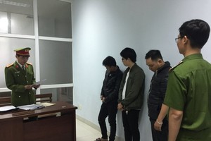 Phúc, Tùng và Vỹ lúc bị bắt (Ảnh: internet)