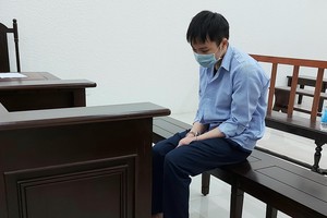 Bị cáo tại tòa.