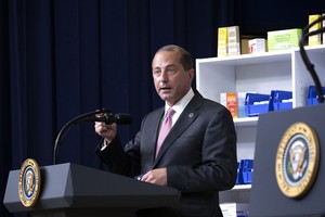 Bộ trưởng Y tế và Dịch vụ Nhân sinh Mỹ Alex Azar