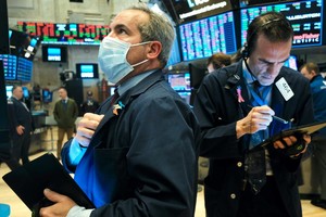 Cổ phiếu vừa và nhỏ có hiệu suất vượt trội hơn so với cổ phiếu vốn hoá lớn khi có thông tin vắc xin