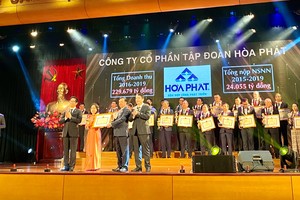 Hòa Phát (HPG) được vinh danh trong Top 30 doanh nghiệp nộp thuế tiêu biểu