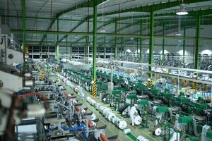 Nhựa Hà Nội (NHH) dự kiến tăng sở hữu tại Vật liệu xây dựng công nghệ cao An Cường