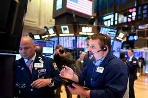 Chứng khoán toàn cầu có thể tiếp tục tăng trong tháng 4 sau thời gian giằng co