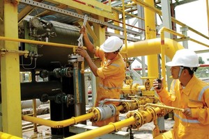 Dịch vụ Kỹ thuật Dầu khí Việt Nam (PVS): Quý I/2021 lợi nhuận tăng 35,4% chủ yếu nhờ lãi từ công ty liên doanh, dòng tiền tiếp tục âm mạnh