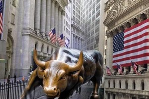 Dòng vốn vào quỹ đầu tư cổ phiếu tiếp tục cao kỷ lục