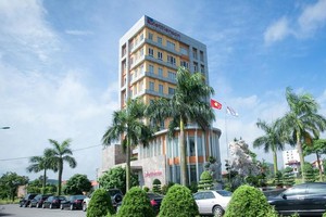 Việt Tiên Sơn Địa ốc (AAV): Cổ phiếu tăng 121,4%, ba lãnh đạo đăng ký bán toàn bộ cổ phiếu