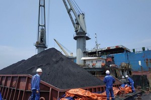 Các mỏ than của Mỹ thiếu hụt thợ khai thác trong bối cảnh nhu cầu bùng nổ