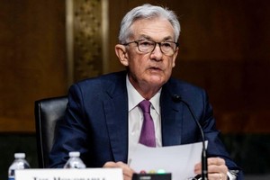 Các ngân hàng đầu tư lớn dự báo Fed sẽ có nhiều đợt tăng lãi suất hơn trong năm nay 